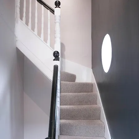 Apartment--- 1 Bed In Апартаменты *